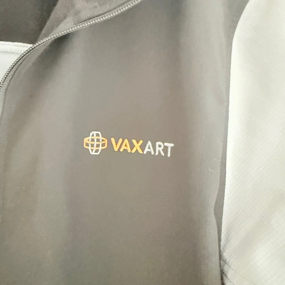 The North Face Men's Black/Gray Company “Vaxart” Jacket Size Large